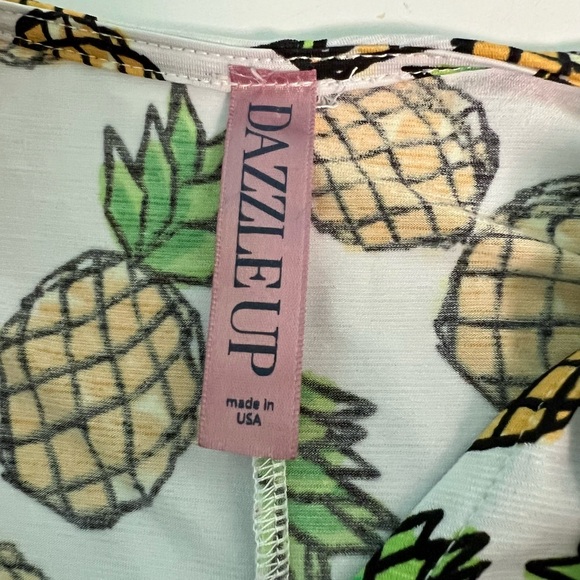 Super cute pineapple swing top! - Picture 5 of 5